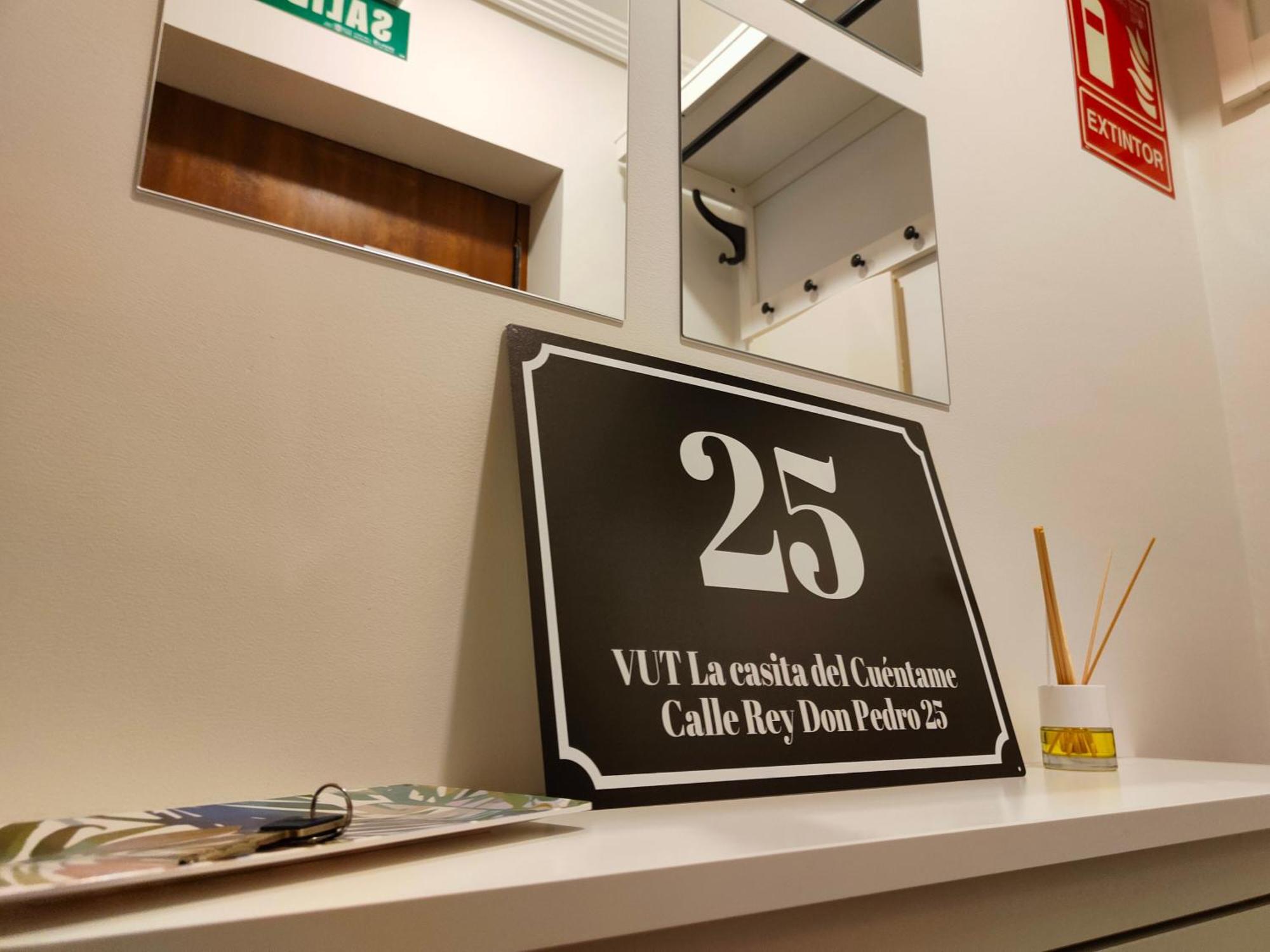 Vut La Casita Del Cuentame Apartment Burgos Bagian luar foto